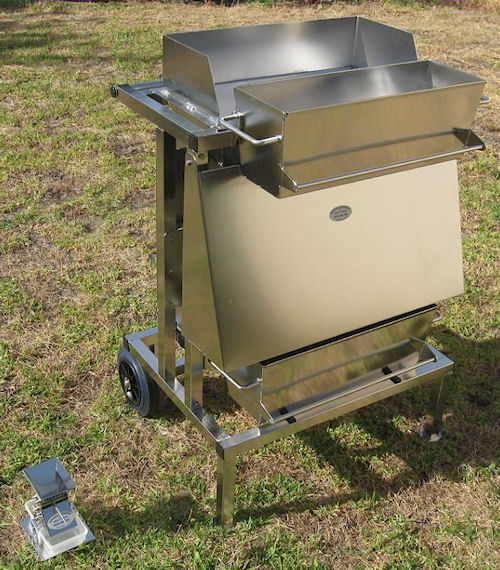 The smallest and the largest riffle splitters