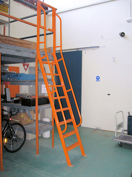 Step ladder to AS 1657-1992