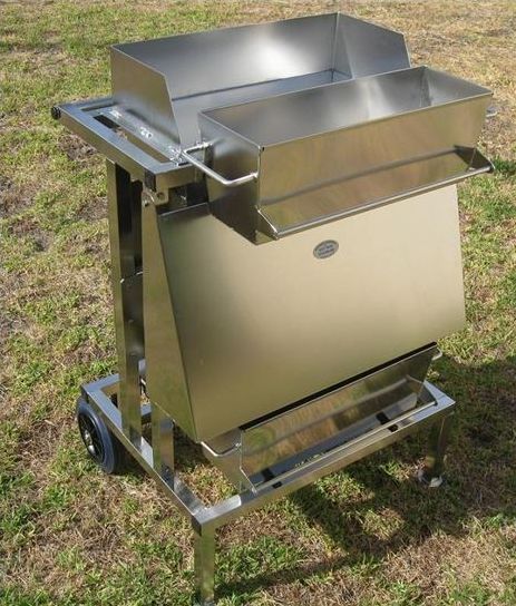 Two-tiered splitter, front.